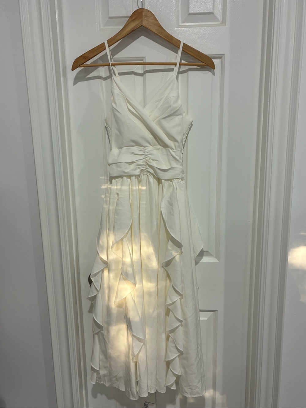 Elegant White Ruffle Spaghetti Strap Dress